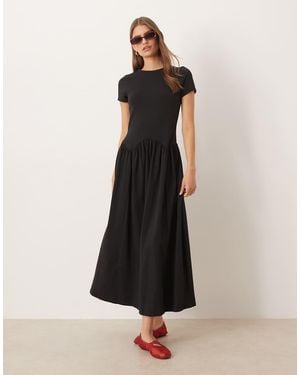 ASOS Vestido Midi De Manga Corta Con Cintura Baja De - Negro