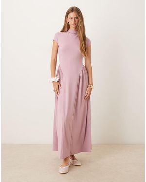 ASOS Vestito Lungo Con Maniche Ad Aletta E Vita Rialzata - Rosa