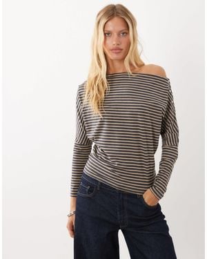 Mango Teen Off Shoulder Long Sleeve T-shirt - Blue