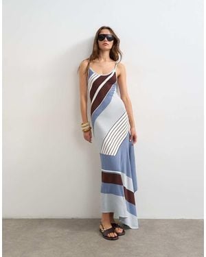 TOPSHOP Knitted Asymmetric Stripe Maxi Dress - White