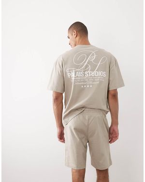 River Island Set Van Recht Oversized T-Shirt En Short Met Woorddetail - Naturel