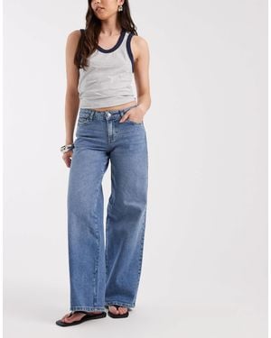 Pieces Selma Low Waisted Wide Leg Jeans - Blue