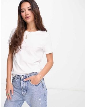 Vero Moda T-shirt With Fold Up - White