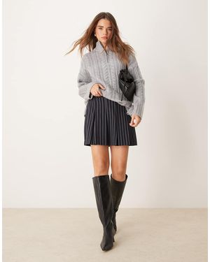 New Look Pinstripe Box Pleat Mini Skirt - Natural