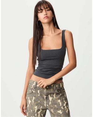 Stradivarius Top Senza Maniche Scuro Con Scollo Squadrato - Grigio