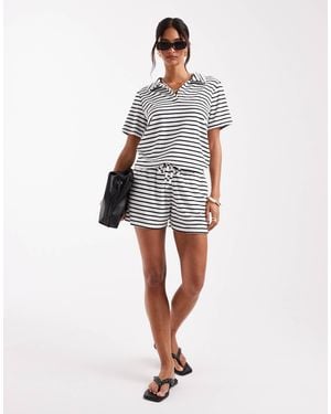 4th & Reckless – gestreiftes polo-oberteil aus frottee - Weiß