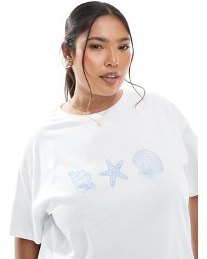 Pieces Plus Pieces Curve Oversized T-shirt With 3 Seashell Graphic - White