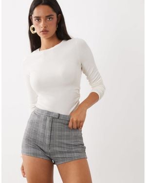 ASOS Short hotpant habillé à assortir à carreaux monochromes - Blanc