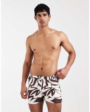 Aray Leaf Print Swimshorts - White