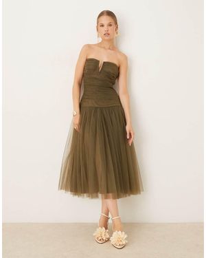LACE & BEADS Vestido Semilargo Verde Con Cintura Baja De Tul De - Neutro