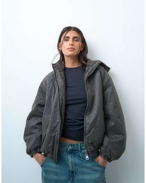 Weekday Chaqueta Con Capucha Y Forro De Pelo En Marrón Lavado - Azul