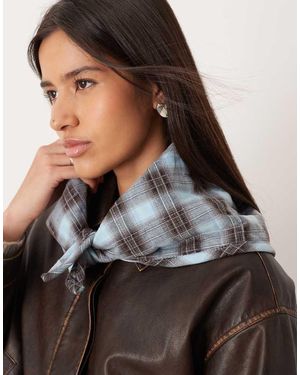 ASOS Bufanda Azul Y Marrón Chocolate A Cuadros Triangular Guateada De - Negro