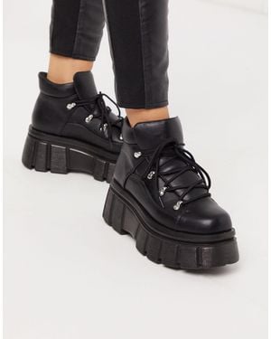 Truffle Collection Chunky Sole Boots - Black