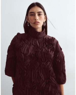 ARRANGE Linear Textured Oversized Longline T-shirt