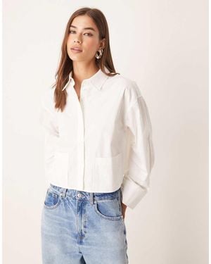 Y.A.S Premium Cropped Shirt With Pocket Details - White