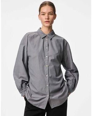 Pieces – hemdbluse - Grau