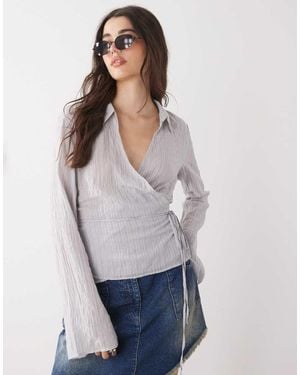 Weekday Camicia A Portafoglio Grigia A Righe Strutturata - Grigio
