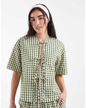 Daisy Street Gingham Tie Front Top - Green
