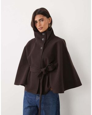 Gina Tricot Chaqueta Capa Con Cinturón En Marrón
