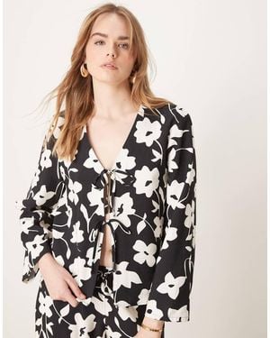 Jdy Tie Detail Top Co-ord With Floral Print - Black