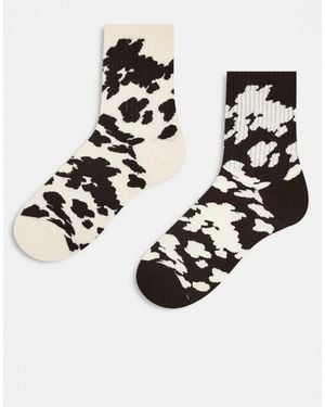 TOPSHOP 2pk Sporty Rib Cow Print Socks - Black