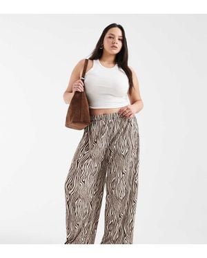 Pieces Plus Pieces Curve - Bruin