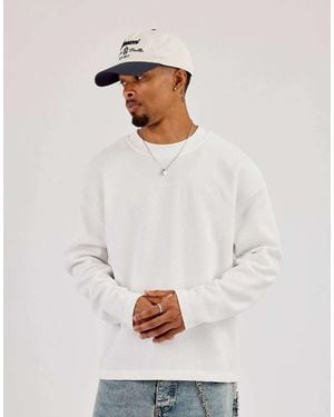 CERNUCCI Long Sleeve Waffle Embroidered Boxy T-Shirt - White