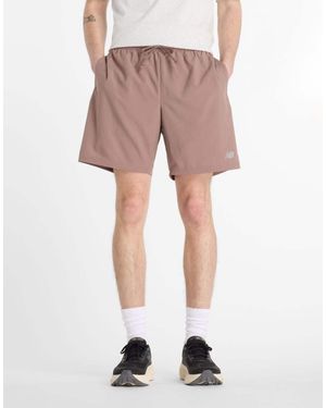 New Balance Pantalones Cortos De 7" Básicos Sport Essential De - Marrón