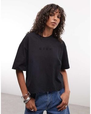 Nike Luxe Boxy T-Shirt - Blue