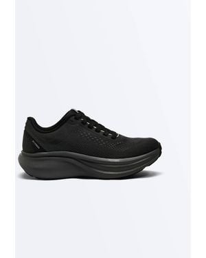 Oysho Oy/er 835 Running Shoes - Black