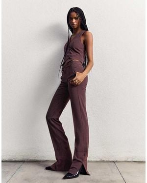 Bershka Pantaloni Slim Sartoriali Bordeaux - Rosso