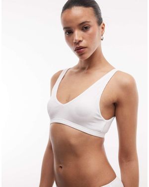 Weekday Clean Rib Plunge Bra - White