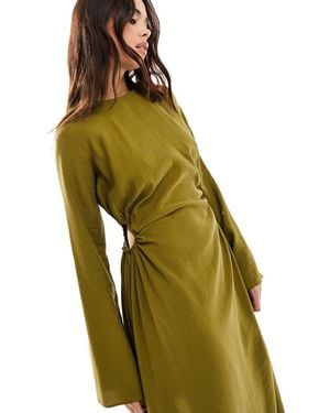 Nobody's Child Lianne Cut Out Long Sleeve Midaxi Dress - Green