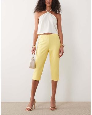 ASOS Pantalones Capri Amarillos Con Abertura Lateral