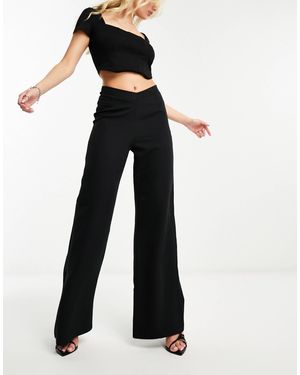 Naanaa Wide Leg Trousers With V-waist Detail - White