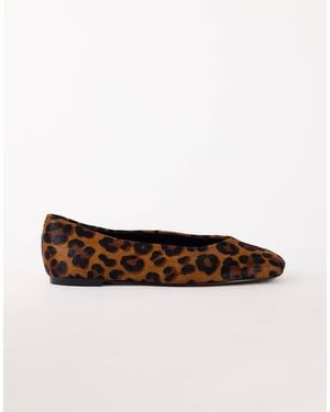 TOPSHOP Duke ballerina mit spitzer form - Braun