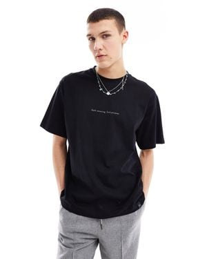 Pull&Bear Find Purpose Printed T-shirt - Black