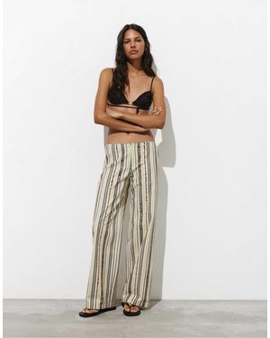 Pull&Bear – gestreifte pailletten-hose - Weiß