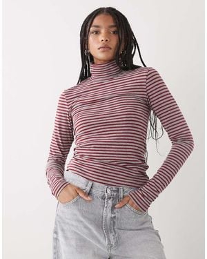 Weekday Slim Fit Turtleneck Long Sleeve T-shirt - Red