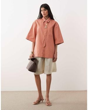 Sister Jane Ochre Short Sleeve Boxy Shirt With Tie Pins - Pink