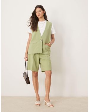 Vila Longline Tailored Waistcoat - Green