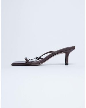 TOPSHOP Alice Hardware Square Toe Heeled Mule - White