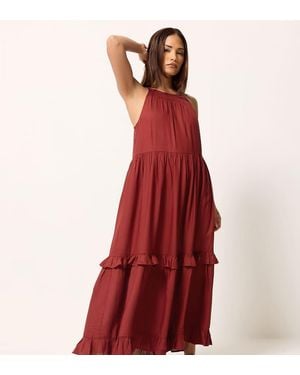 PixieGirl Petite Halter Neck Maxi Dress - Red