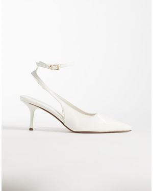 Public Desire Zapatos De Tacón Slingback En Charol Blanco Roto