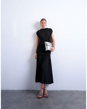 TOPSHOP Robe froncée longue avec encolure montante - Blanc