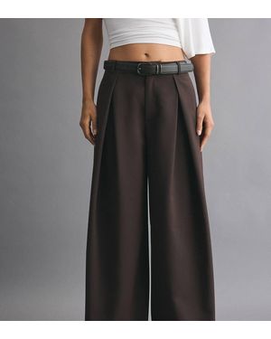 Stradivarius Wide-leg Darted Trousers With Belt - Black
