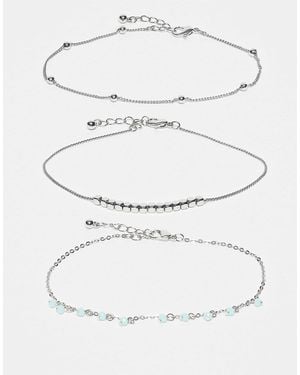 ASOS – 3er-pack silberfarbene fußkettchen mit blauen zierperlen - Grau