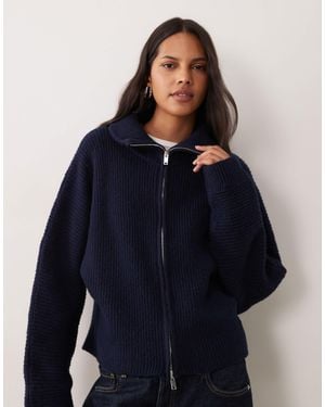 Miss Selfridge Grob gerippte strickjacke mit reißverschluss und fledermausärmeln - Blau