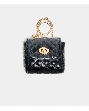 Stradivarius Gesteppte mini-tasche mit charm - Weiß