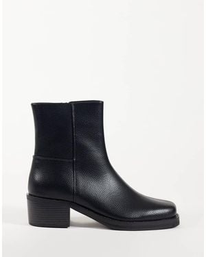 ASOS Botas De Tacón Con Cremallera En Desgastado - Negro